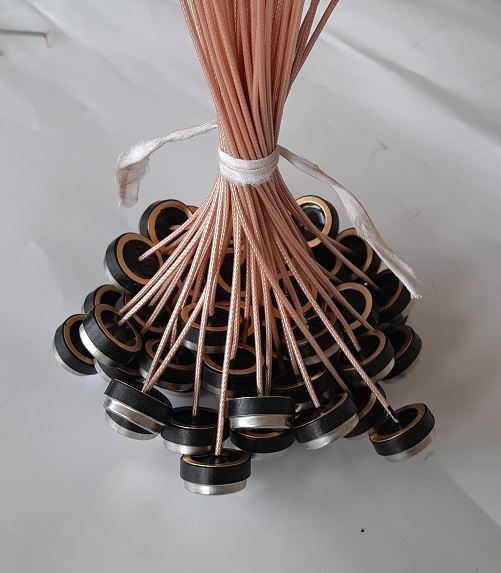 �����Q����